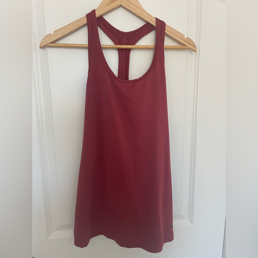 Women’s Nike racer back